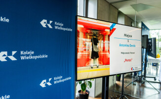 Nowe pojazdy, rozstrzygniecie konkursu „Pociąg do sztuki” oraz Targi TRAKO.