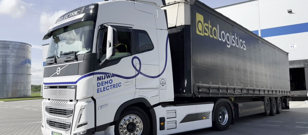 Elektryczne ciężarówki w Asta Logistics