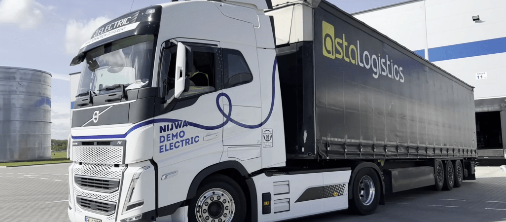 Elektryczne ciężarówki w Asta Logistics