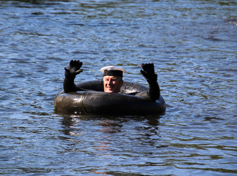 Raport: kobiety ciężej pracują, ale nie przebijają się w biznesie - grafika