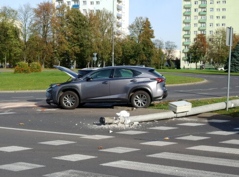 Kolizja przy rondzie Solidarności - grafika