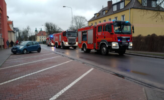 Pożar przy Sikorskiego. Płonęły śmieci [FOTO]