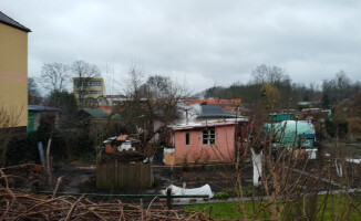 Pożar przy Sikorskiego. Płonęły śmieci [FOTO]