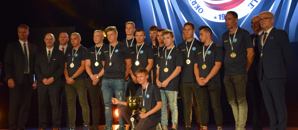 Najlepsi piłkarze w naszym regionie wybrani podczas Gali OZPN