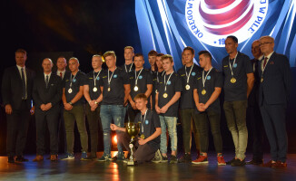 Najlepsi piłkarze w naszym regionie wybrani podczas Gali OZPN