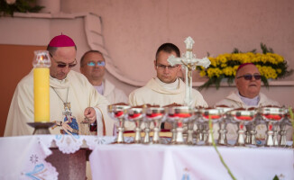 Skrzatusz bazyliką. Uroczystość przyciągnęła tłumy wiernych [ZDJĘCIA]