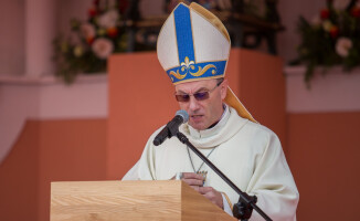 Skrzatusz bazyliką. Uroczystość przyciągnęła tłumy wiernych [ZDJĘCIA]