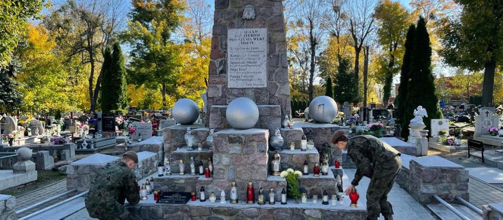 Wielkopolscy terytorialsi uporządkowali groby bohaterów
