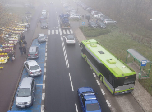 Komunikacja miejska 1 listopada w regionie - grafika