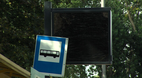 System Informacji Pasażerskiej z prokuraturą w tle - grafika