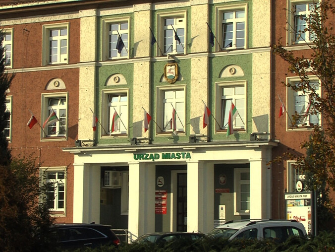 Będą duże cięcia w budżetach samorządów  - grafika