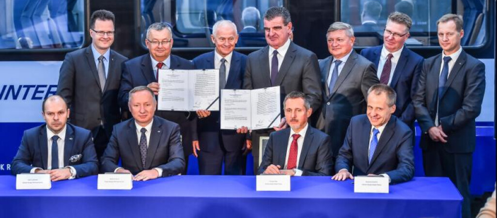 PKP Intercity zainwestowało ponad 1 mld zł w kolejne nowoczesne pociągi FLIRT