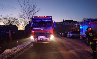 Siedem osób ewakuowanych z płonącego budynku 