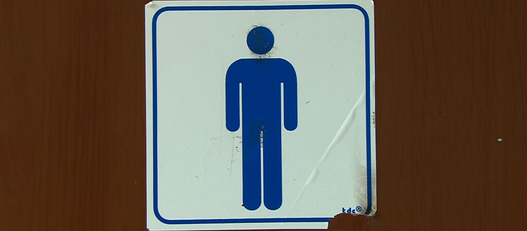 Toalety zdewastowane przez wandali