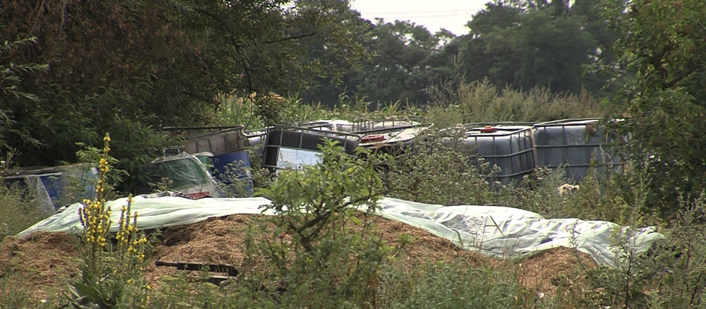 Nielegalne odpady skaziły glebę