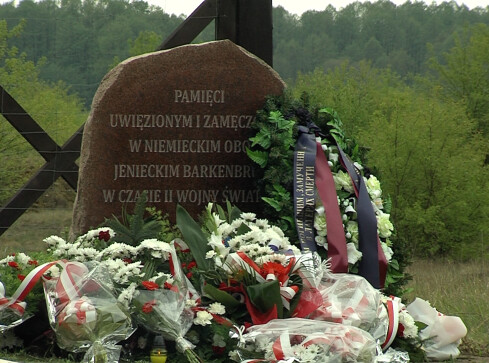 Pamięci jeńców - grafika