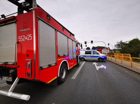 Wypadek na DK 10. Ranna jedna osoba - grafika