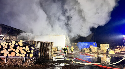 Pożar tartaku w Tucznie - grafika