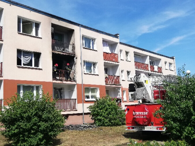 Pożar przy Lutyckiej. Ewakuowano 7 osób  - grafika