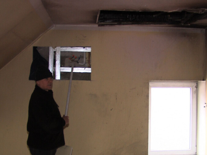 Trwa zbiórka na odbudowę domu po pożarze - grafika