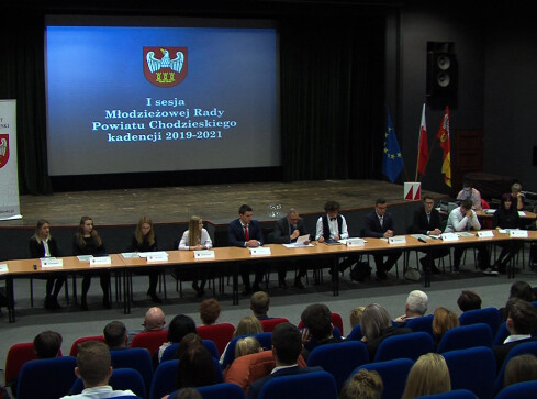 Inauguracyjna sesja Młodzieżowej Rady Powiatu Chodzieskiego - grafika