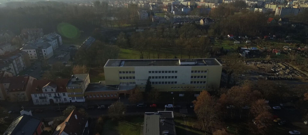 Powiat emituje obligacje i zaciąga kredyt