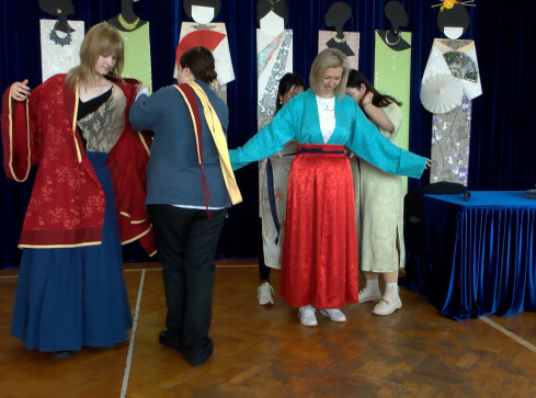 Lekcja orientalistyki w "Czwórce" - grafika