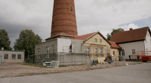 Remontują zabytek - grafika