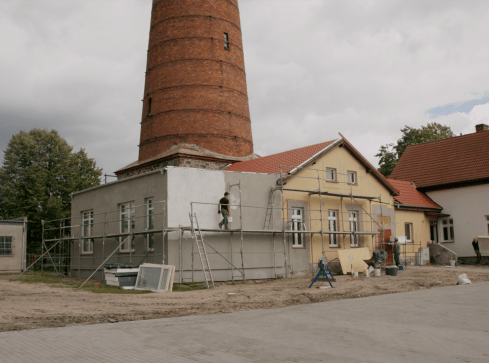 Remontują zabytek - grafika