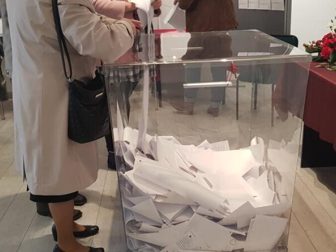 W okręgu pilskim PiS wygrywa do Sejmu, Szejnfeld do Senatu? Ostatni s - grafika