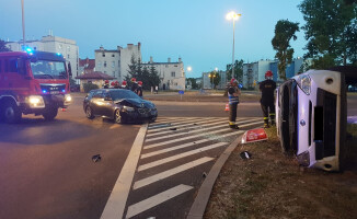 Zderzenie dwóch aut na Alei Wojska Polskiego w Pile