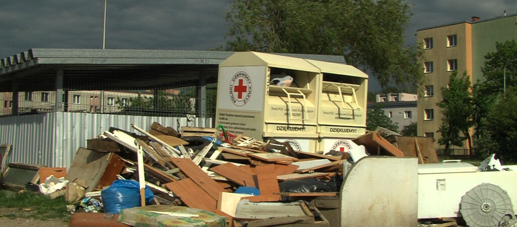Trwa walka z podwyżkami cen za śmieci