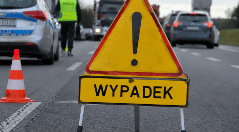 Dwie osoby ranne w wypadku - grafika