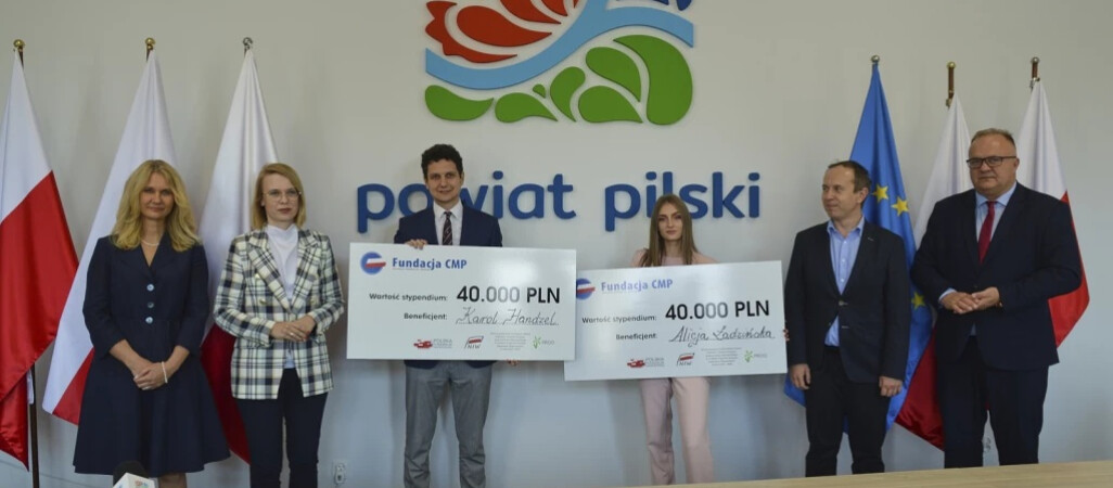 Jak wyprowadzono kasę z fundacji. Pilski wątek w tle