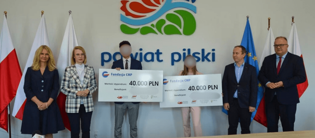 Jak wyprowadzono kasę z fundacji. Pilski wątek w tle