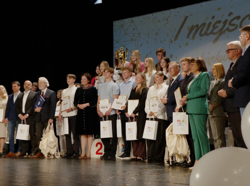 Pilscy uczniowie uczą się przedsiębiorczości - grafika