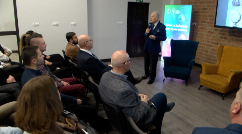 Dlaczego uczniowie nie rozumieją przedmiotów ścisłych? - grafika