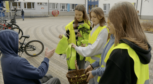 Drobiazg, a ratuje życie - grafika