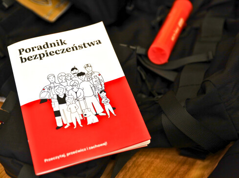Poradnik bezpieczeństwa. Dlaczego jest nam potrzebny? - grafika