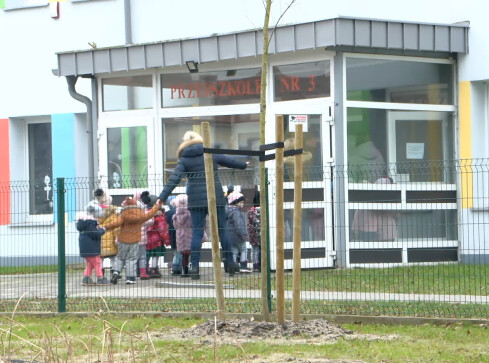 Ruszył nabór do żłobków i przedszkoli. Ile jest miejsc? - grafika