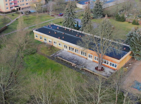 Nie likwidacja, a przeniesienie przedszkola z baraku do nowego obiektu - grafika