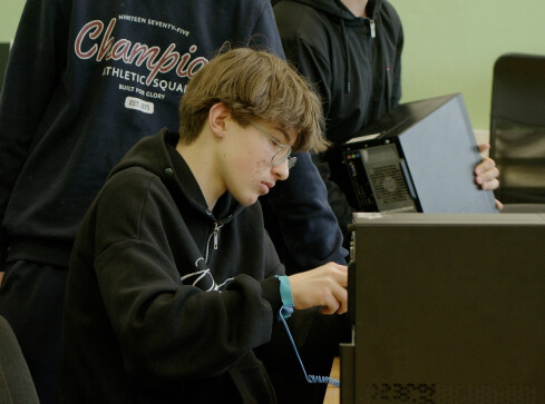 Szkoły walczą o ucznia - grafika