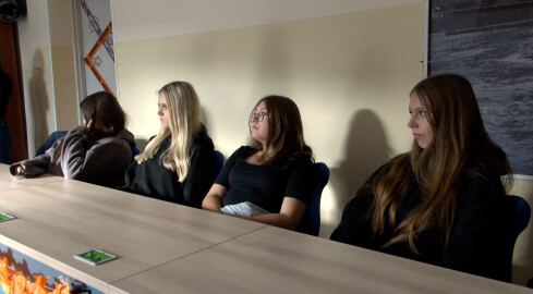 Jak reagować na hejt i stalking - grafika