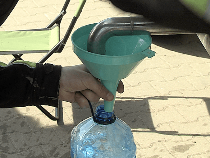 Woda w Ujściu wciąż zła. Zanieczyszczenia są też w kolejnych gmi - grafika