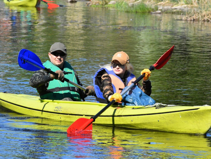 Kajakarze posprzątali Gwdę - grafika