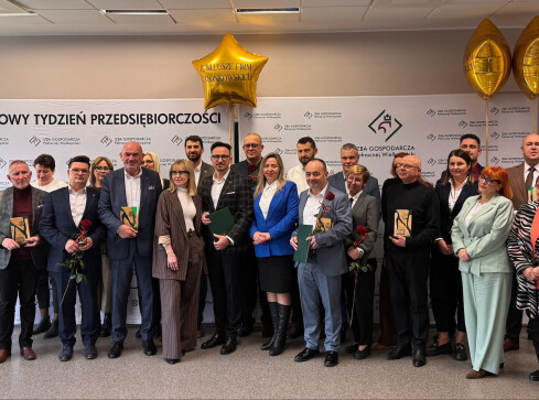 Nagrody za rozwój regionalnej gospodarki - grafika