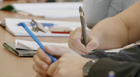 Pieniądze dla chcących się rozwijać - grafika