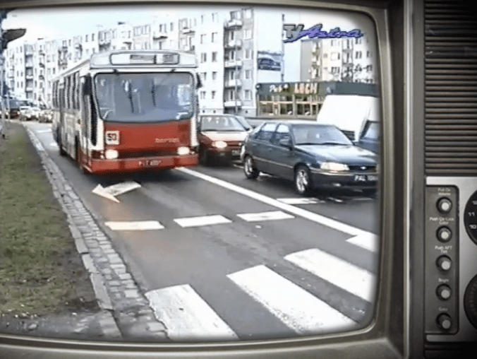 Korki, korki i jeszcze raz korki. Ruch drogowy w Pile lat 90 - grafika