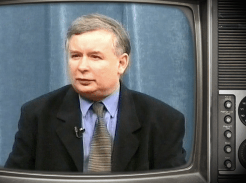 Jarosław Kaczyński w 2002 roku. Archiwalne nagranie - grafika