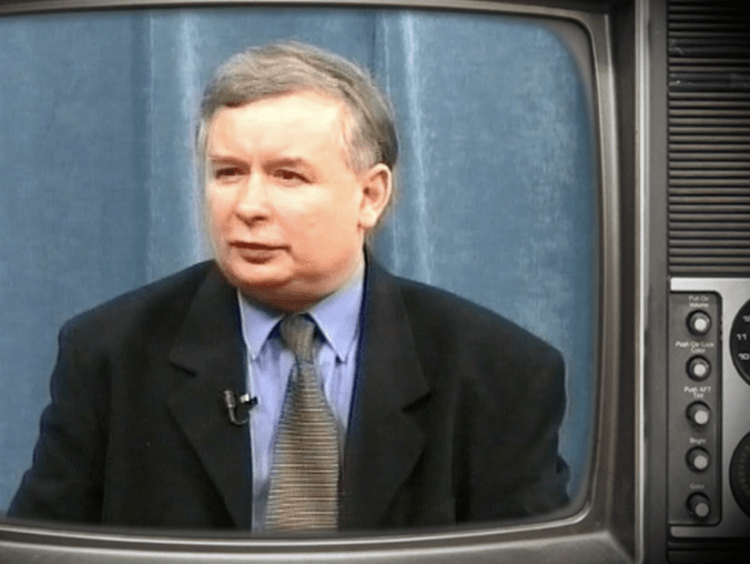 Jarosław Kaczyński w 2002 roku. Archiwalne nagranie - grafika